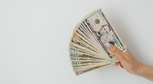 Amazon Selling Cash Flow Management - Featured Image
